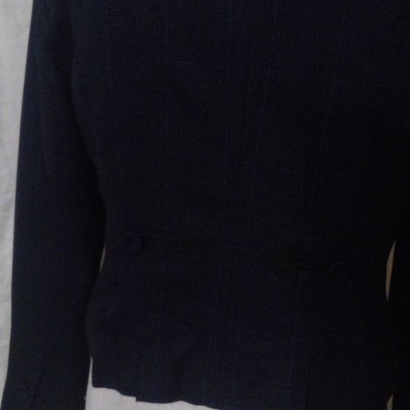 2 Piece Fully Lined Suit - Picture 5 of 11
